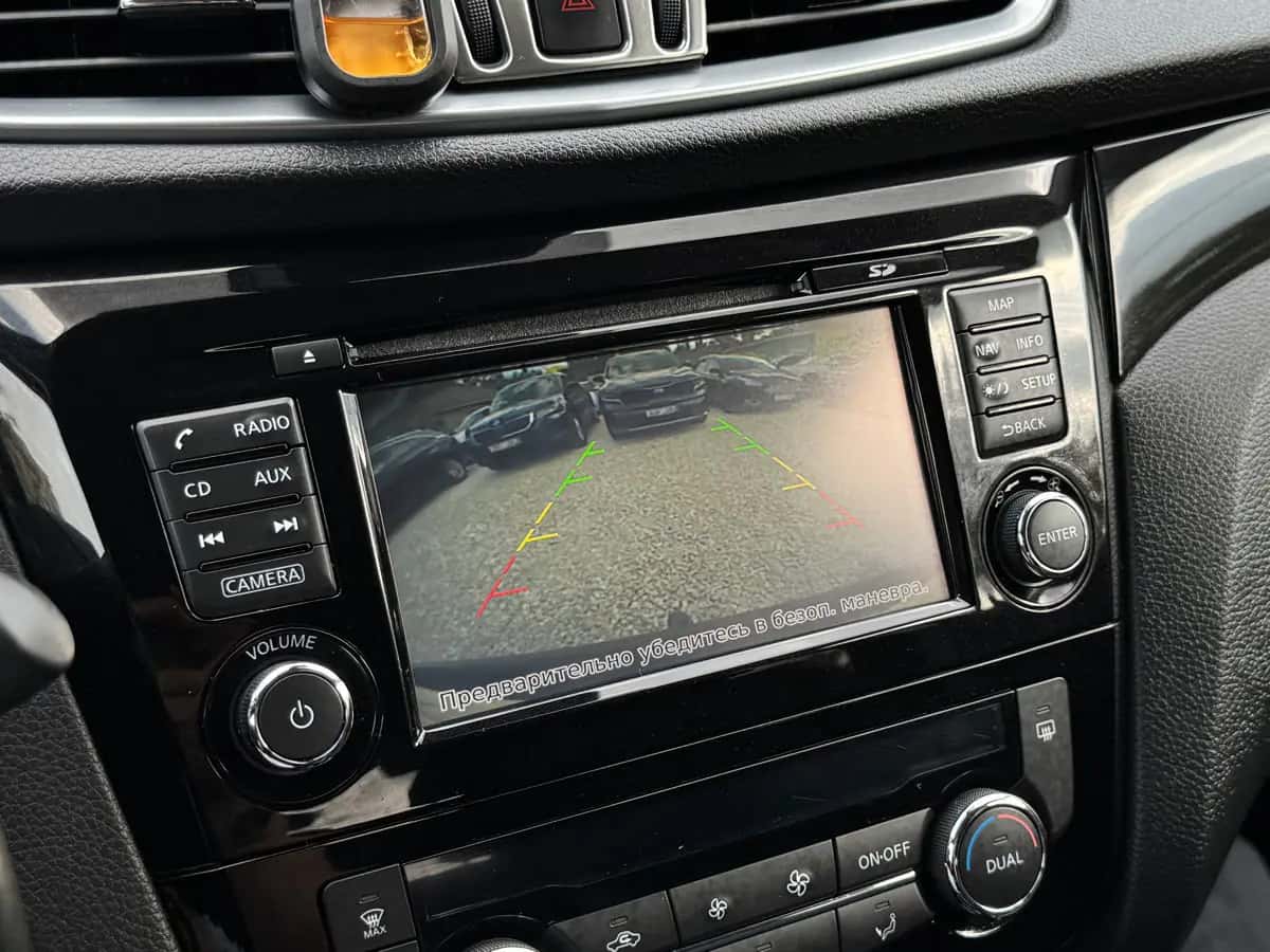 Nissan Qashqai - fotografia 15