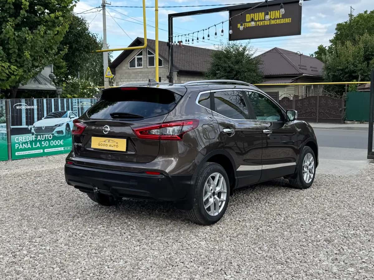 Nissan Qashqai - fotografia 5