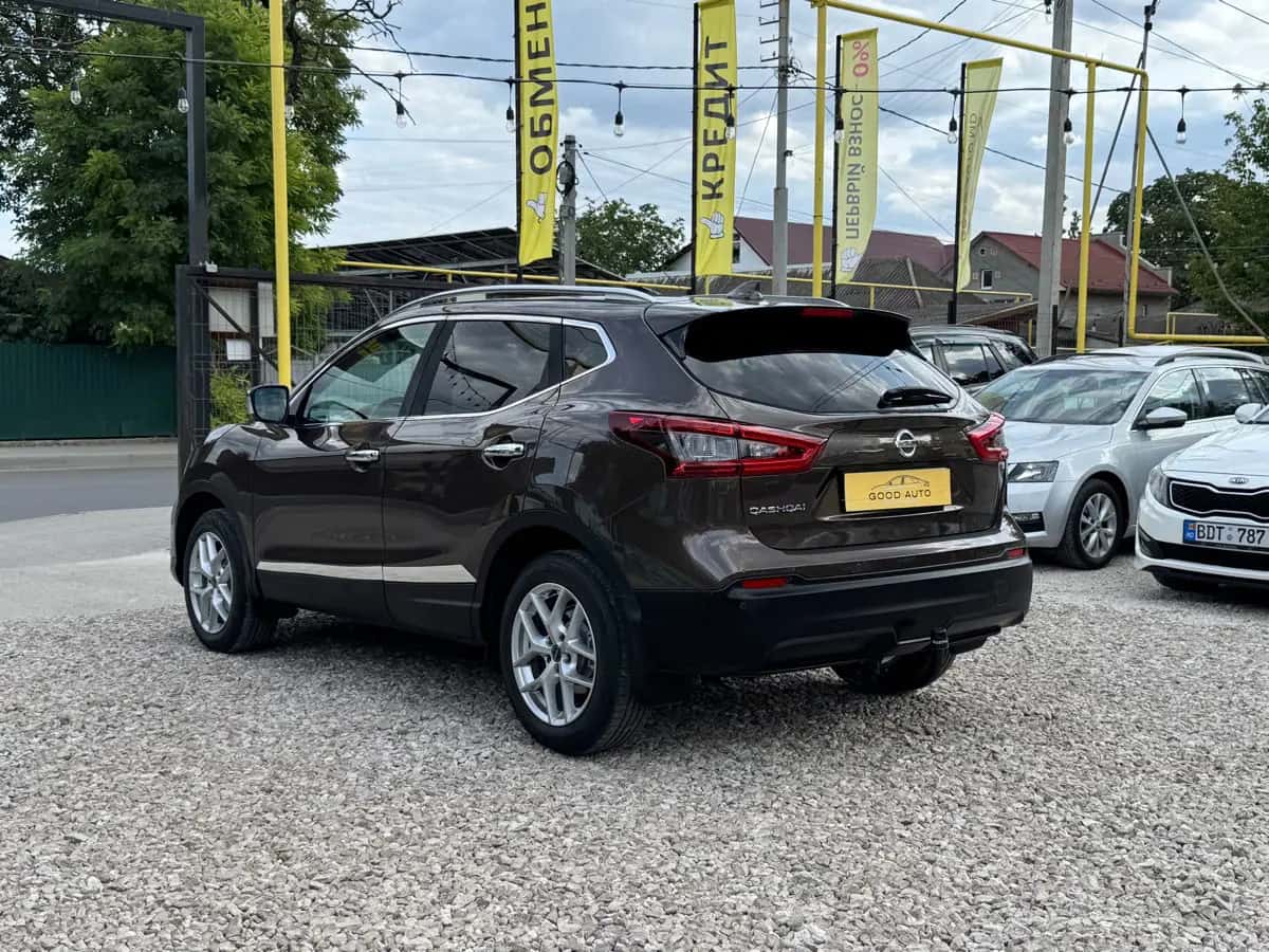 Nissan Qashqai - fotografia 6