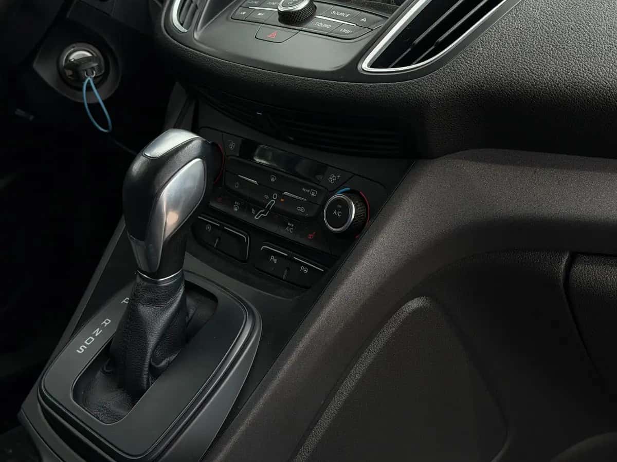 Ford Grand C-MAX - fotografia 12