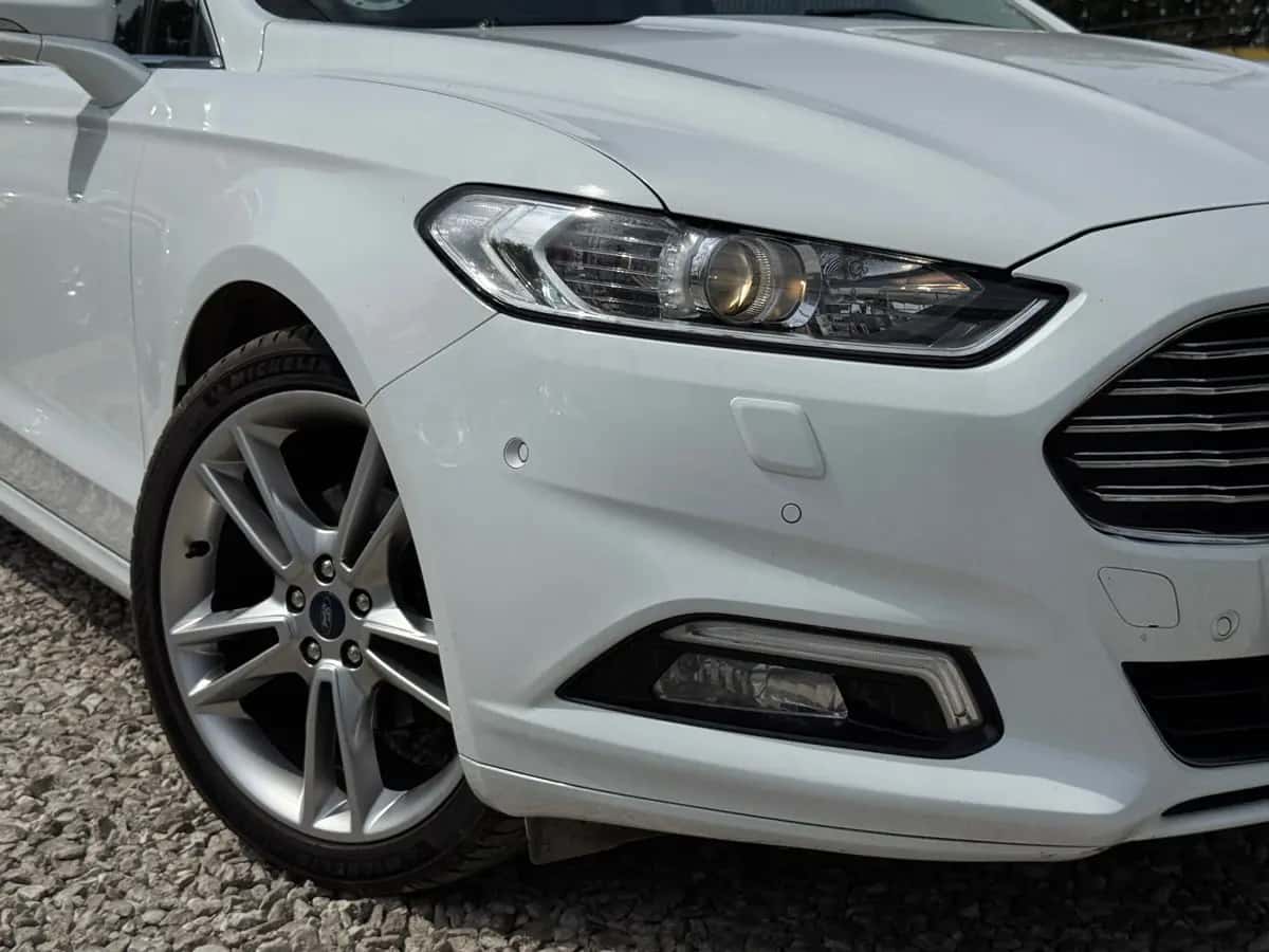 Ford Mondeo - fotografia 3