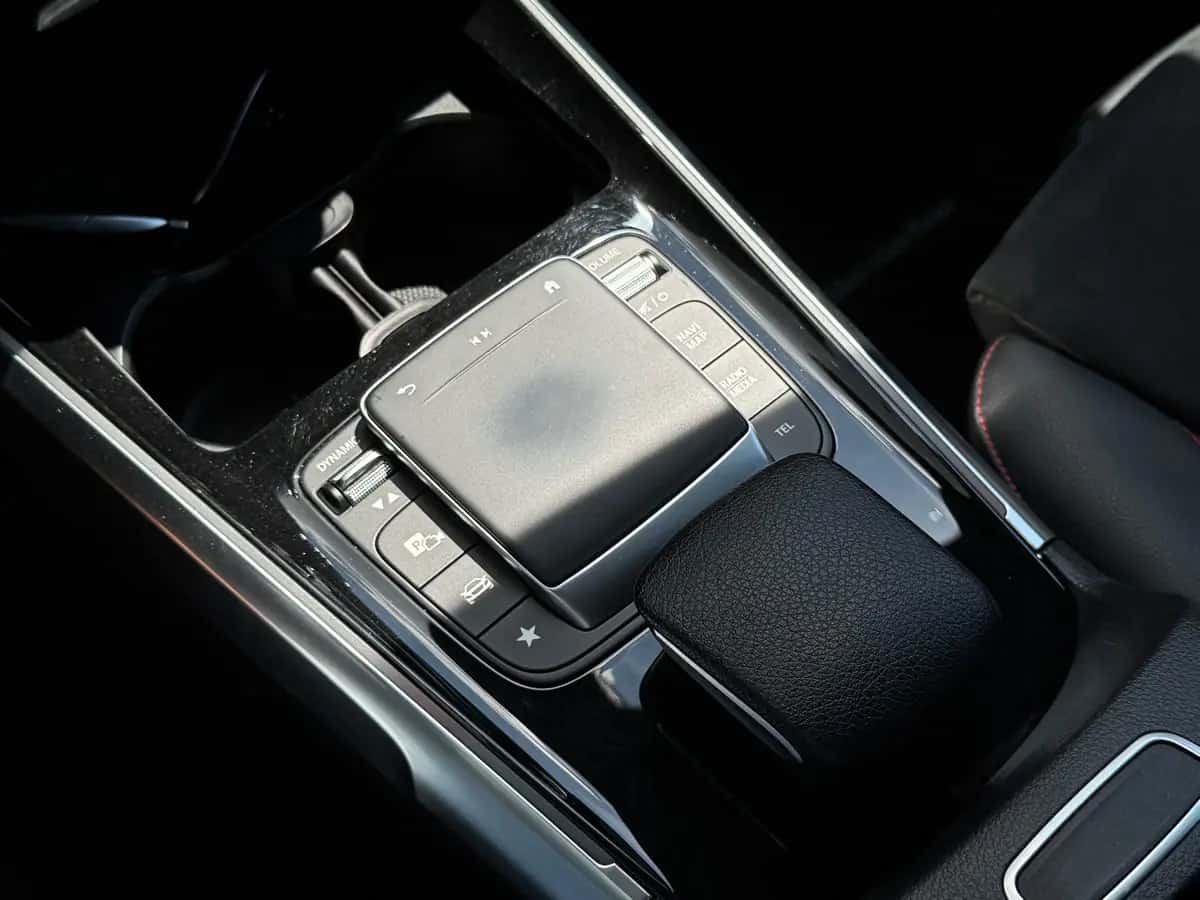 Mercedes GLB - fotografia 14