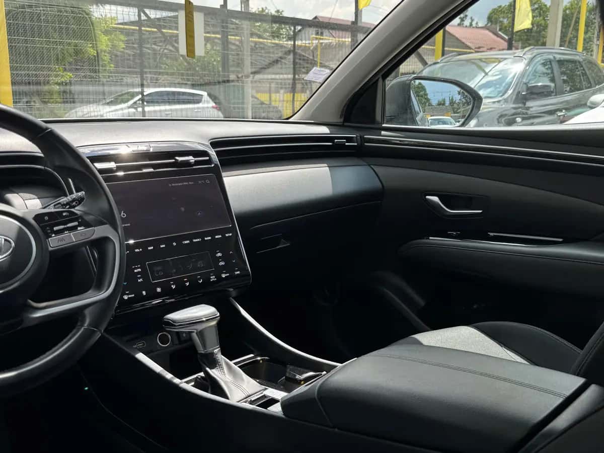 Hyundai Tucson - fotografia 12