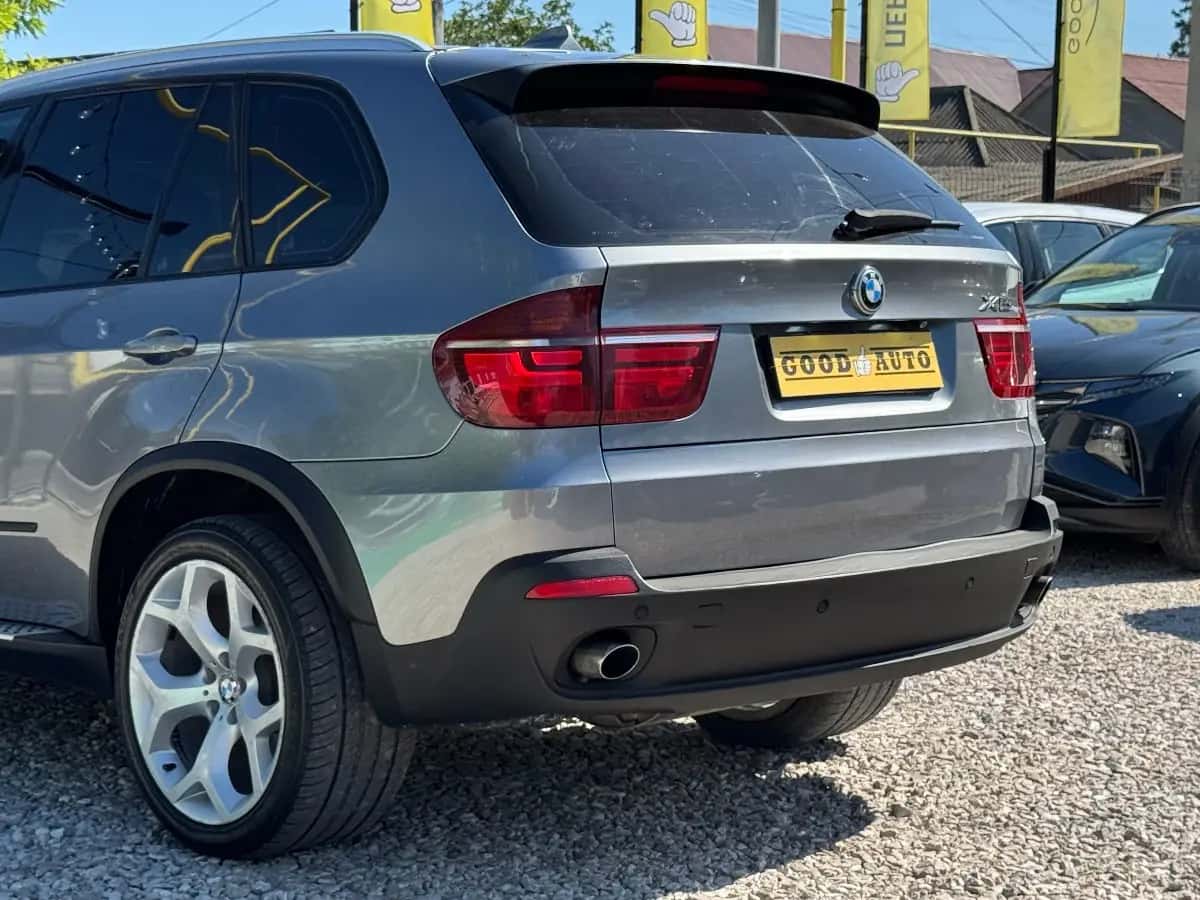 Bmw X5 - fotografia 6