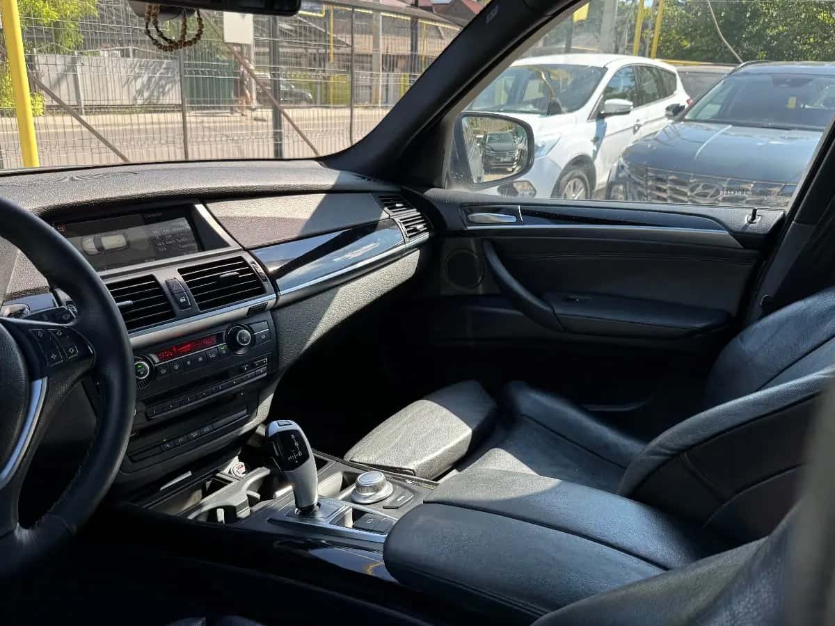 Bmw X5 - fotografia 10