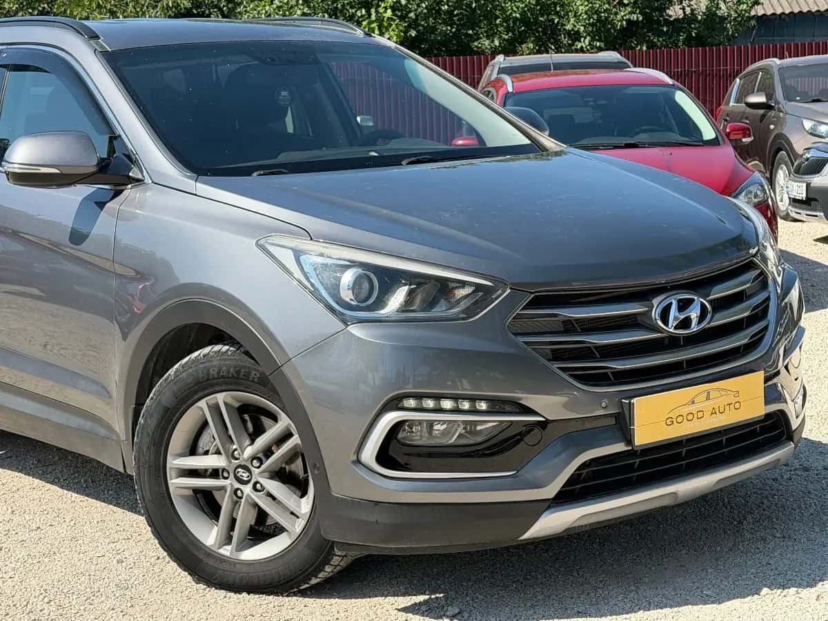 Hyundai Santa FE - fotografia 2