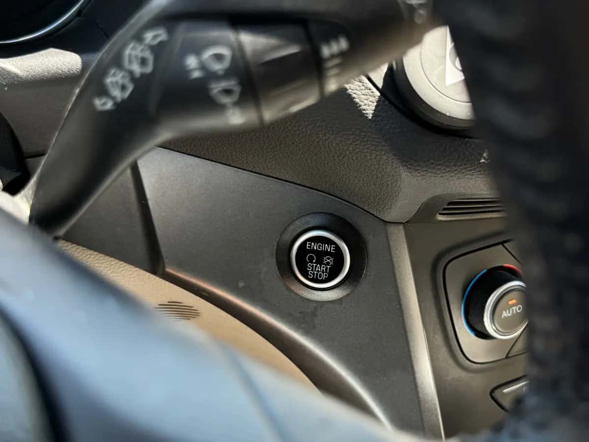 Ford Escape - fotografia 18