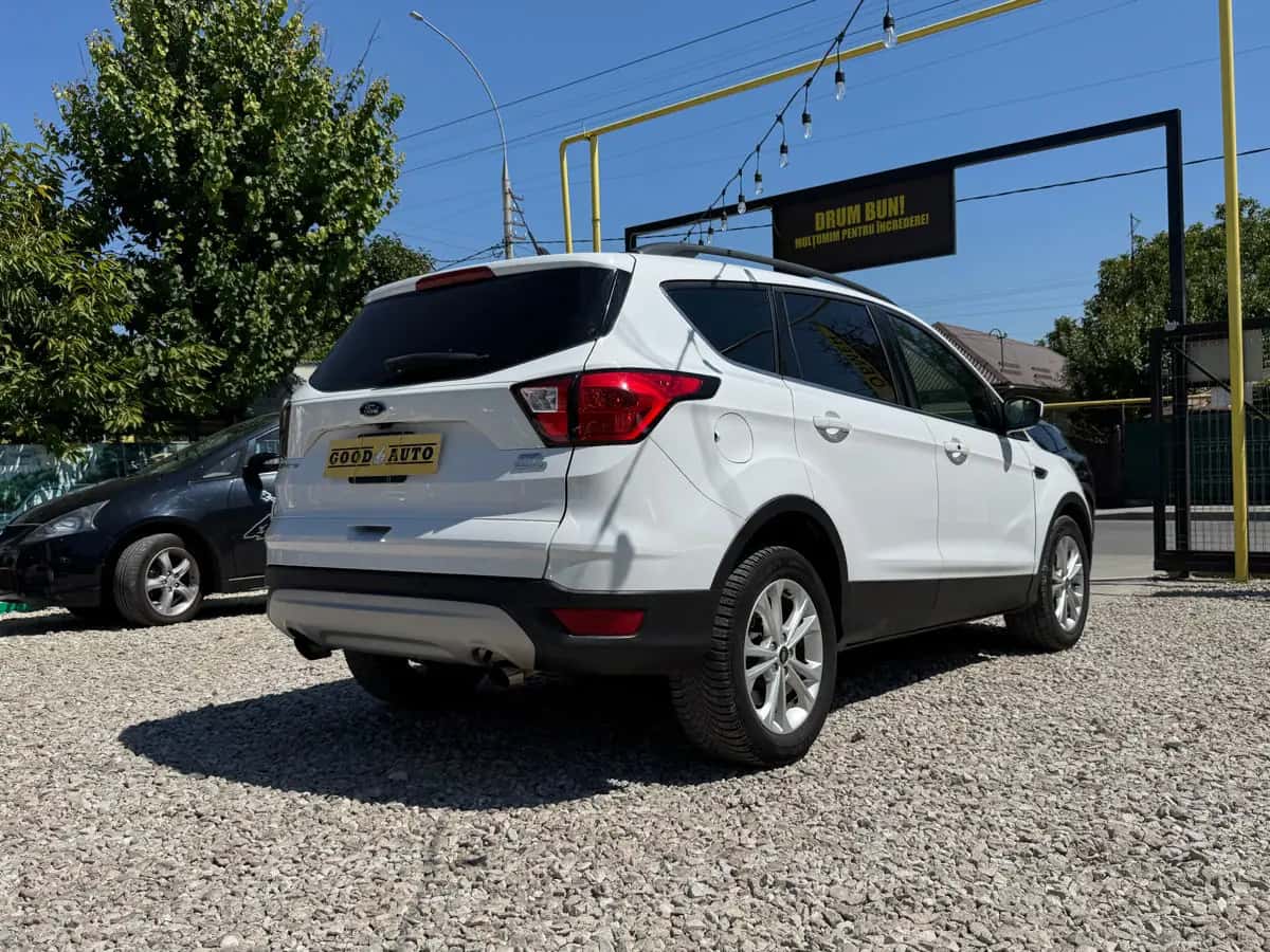 Ford Escape - fotografia 4
