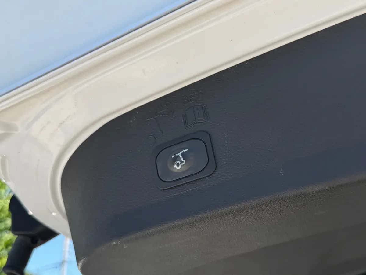Ford Escape - fotografia 7