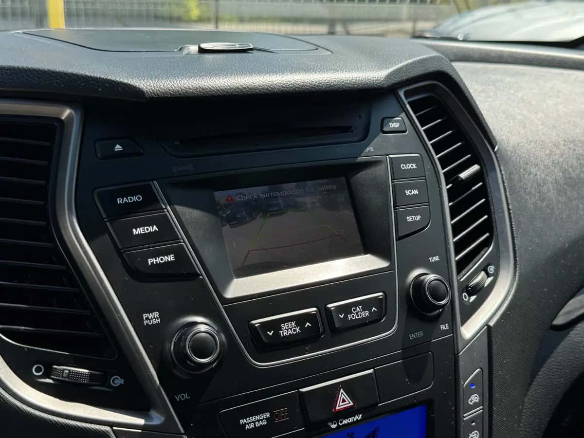 Hyundai Santa FE - fotografia 16