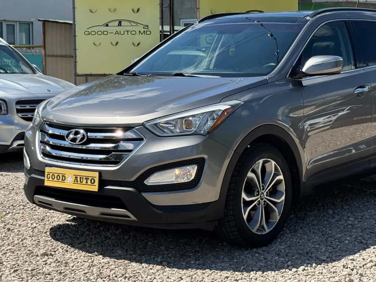 Hyundai Santa FE - fotografia 4