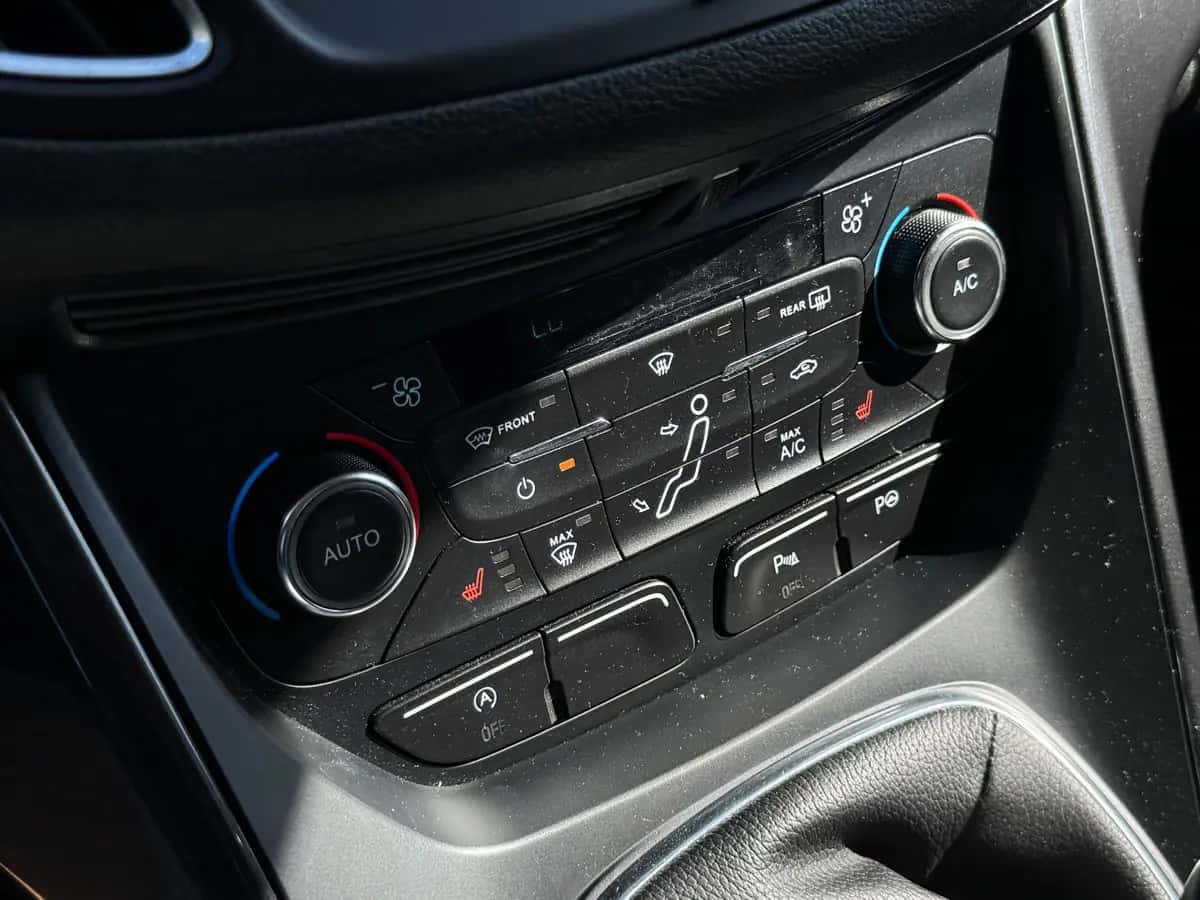 Ford Grand C-MAX - fotografia 11