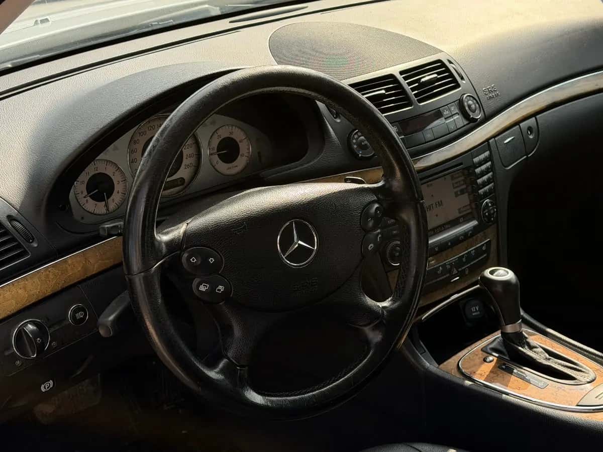 Mercedes E-Class - fotografia 11