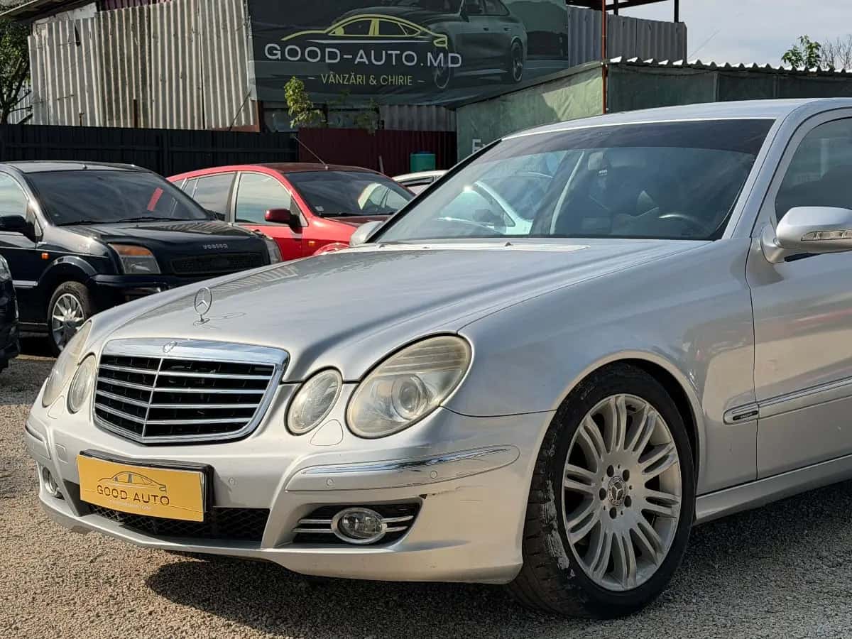 Mercedes E-Class - fotografia 4