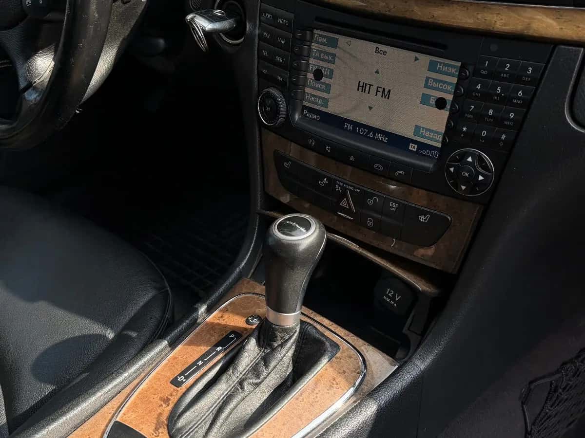 Mercedes E-Class - fotografia 9