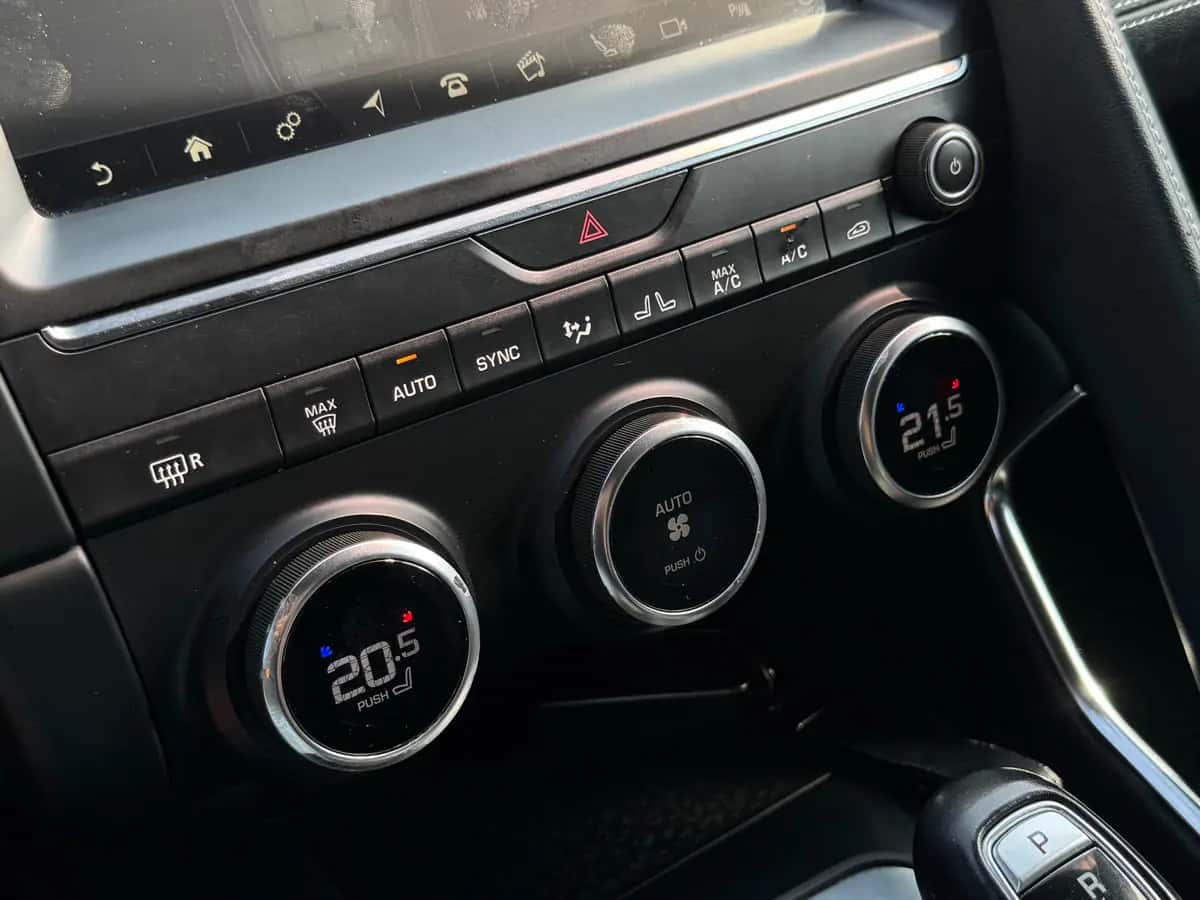 Jaguar E-Pace - fotografia 17