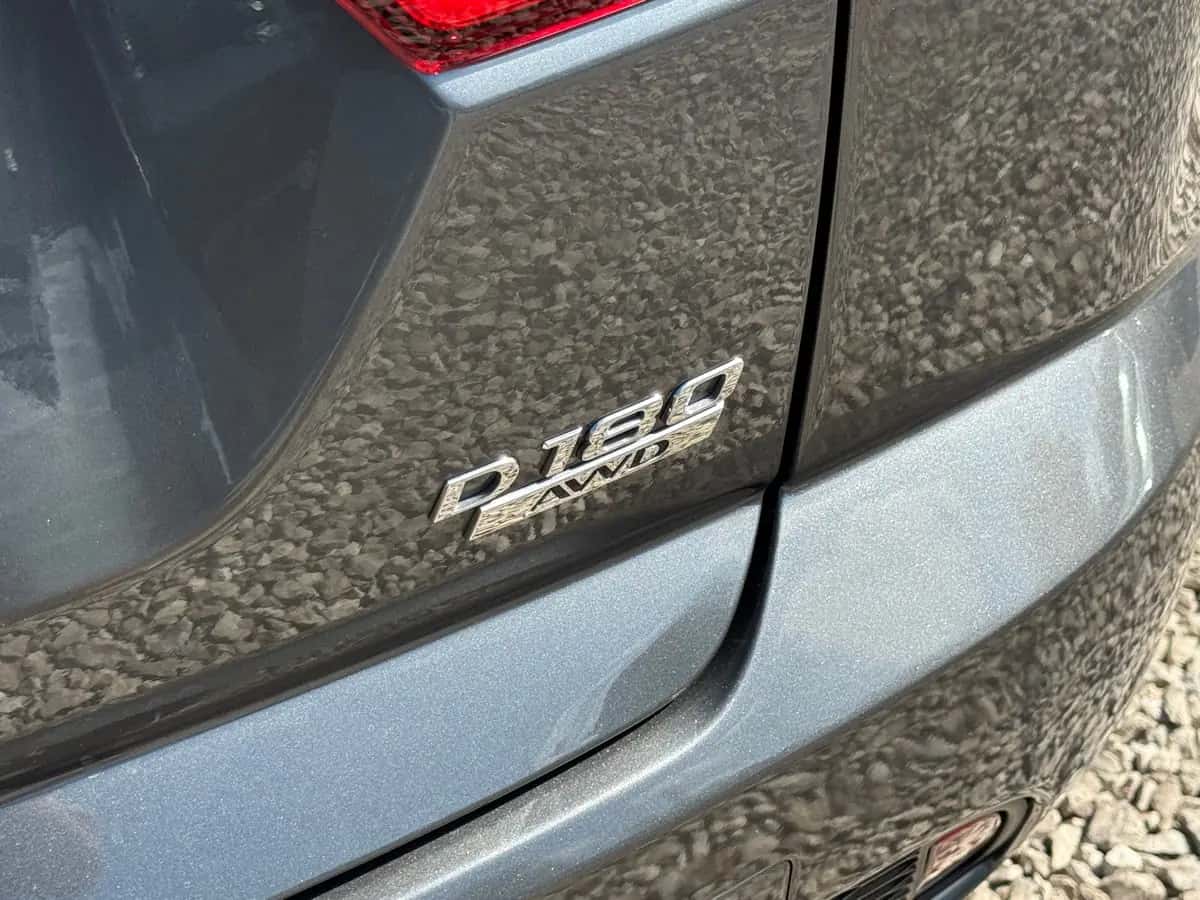 Jaguar E-Pace - fotografia 9