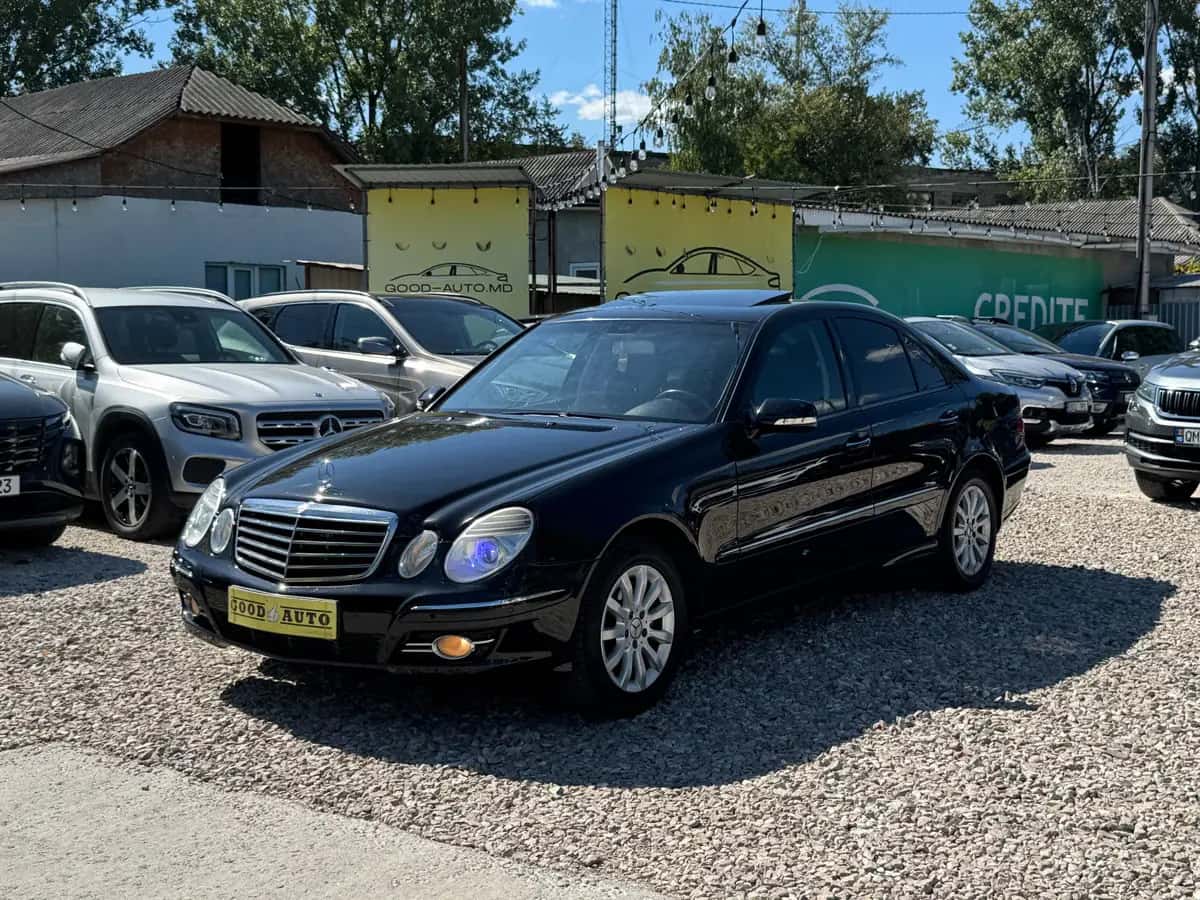 Mercedes E-Class - fotografia 3