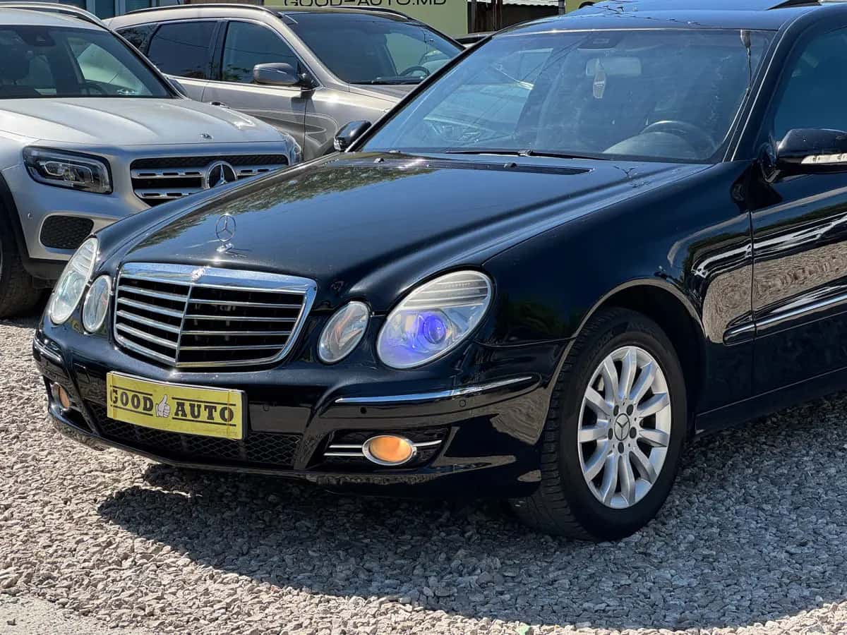 Mercedes E-Class - fotografia 4
