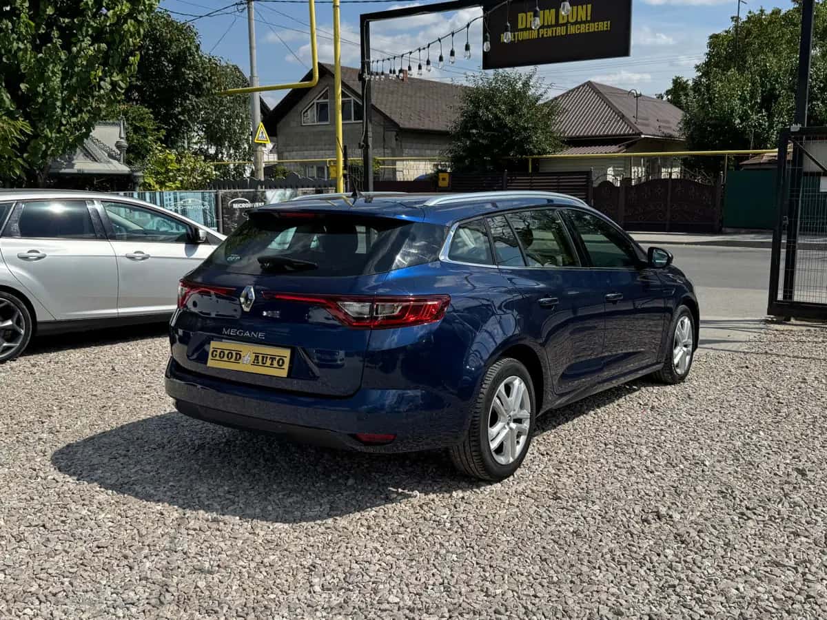 Renault Megane - fotografia 4