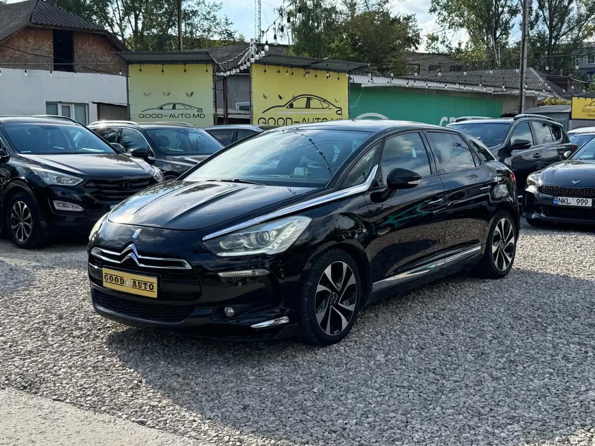 Citroen DS5 - fotografia 2