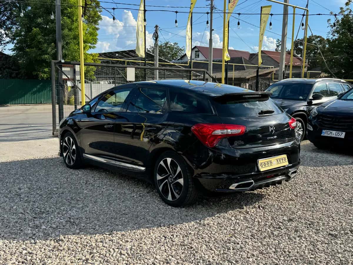 Citroen DS5 - fotografia 5