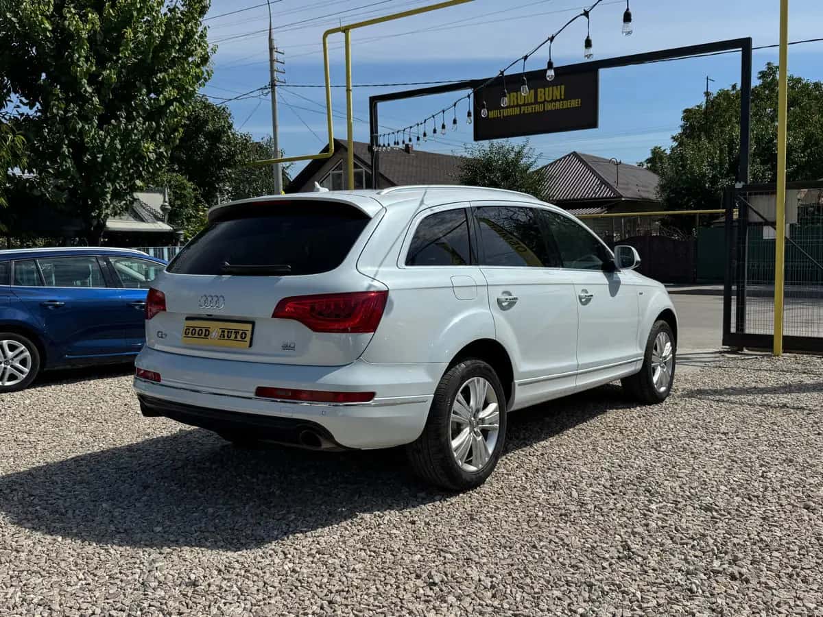 Audi Q7 - fotografia 5