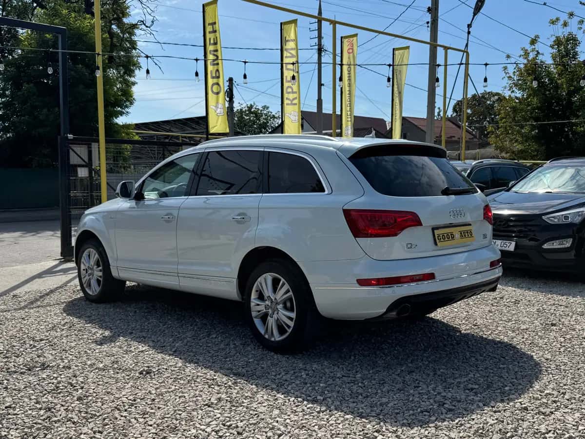 Audi Q7 - fotografia 6