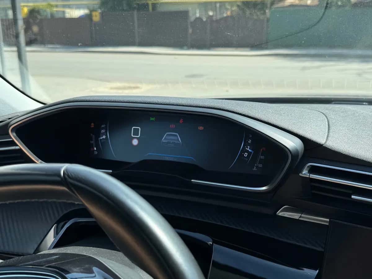 Peugeot 508 - fotografia 16