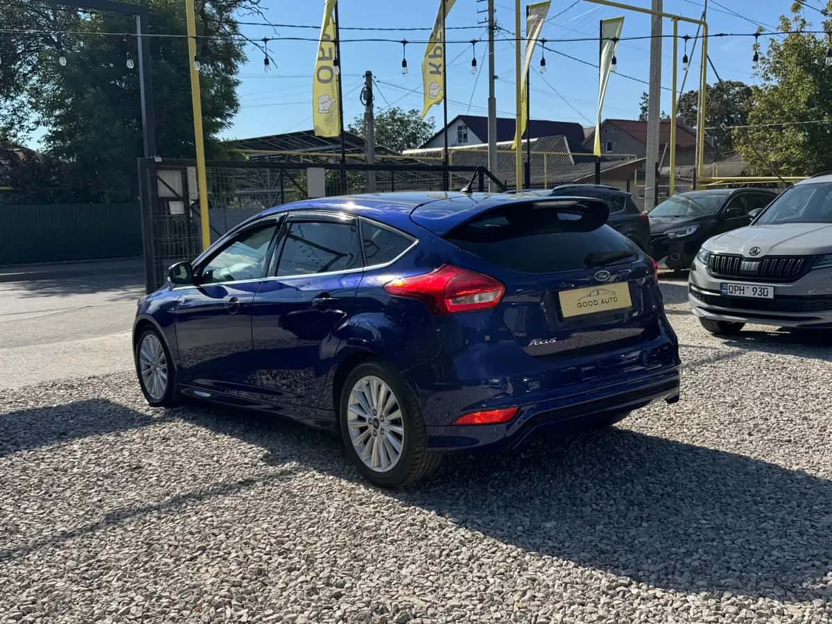 Ford Focus ST - fotografia 7