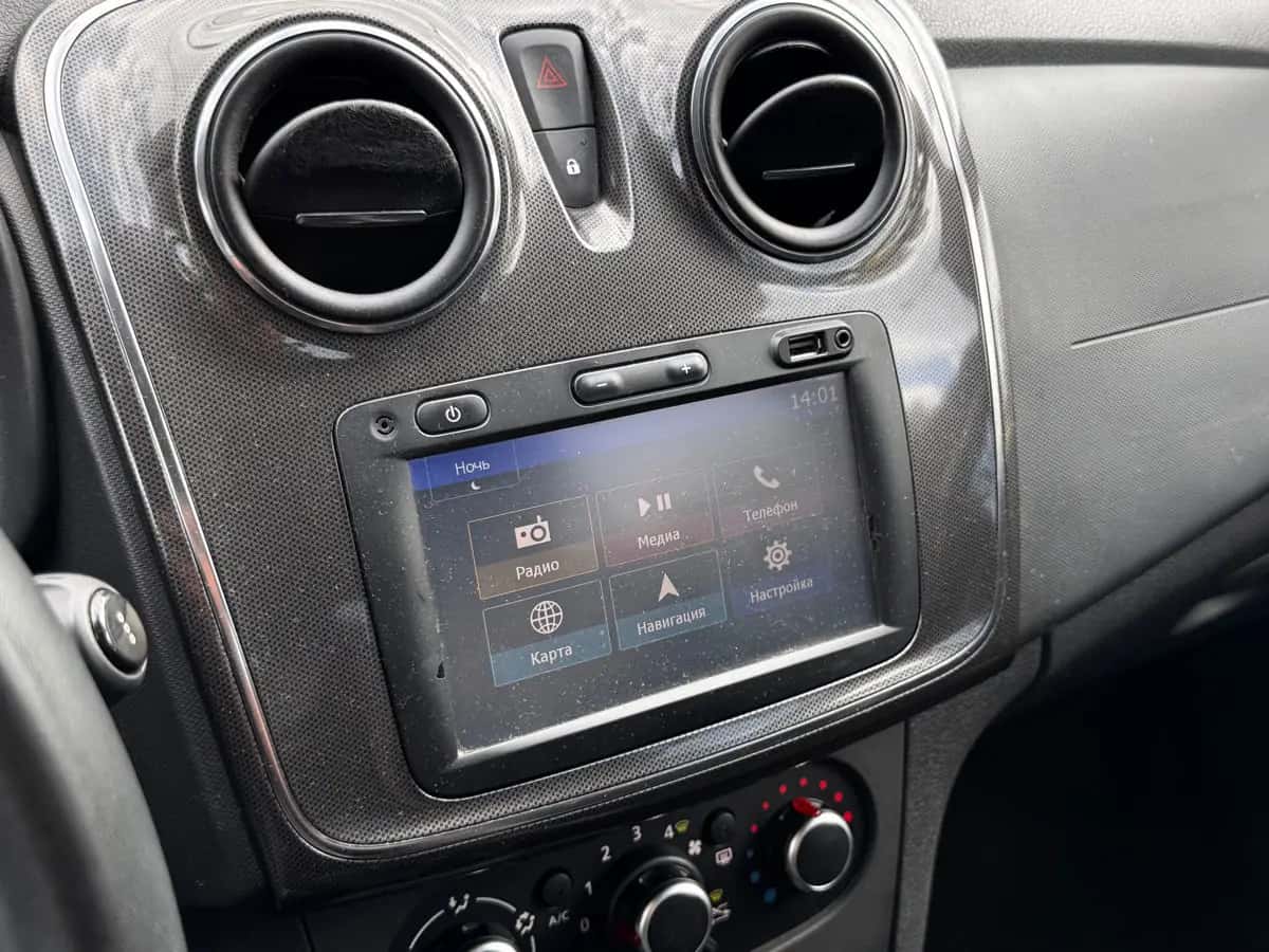 Dacia Sandero - fotografia 14