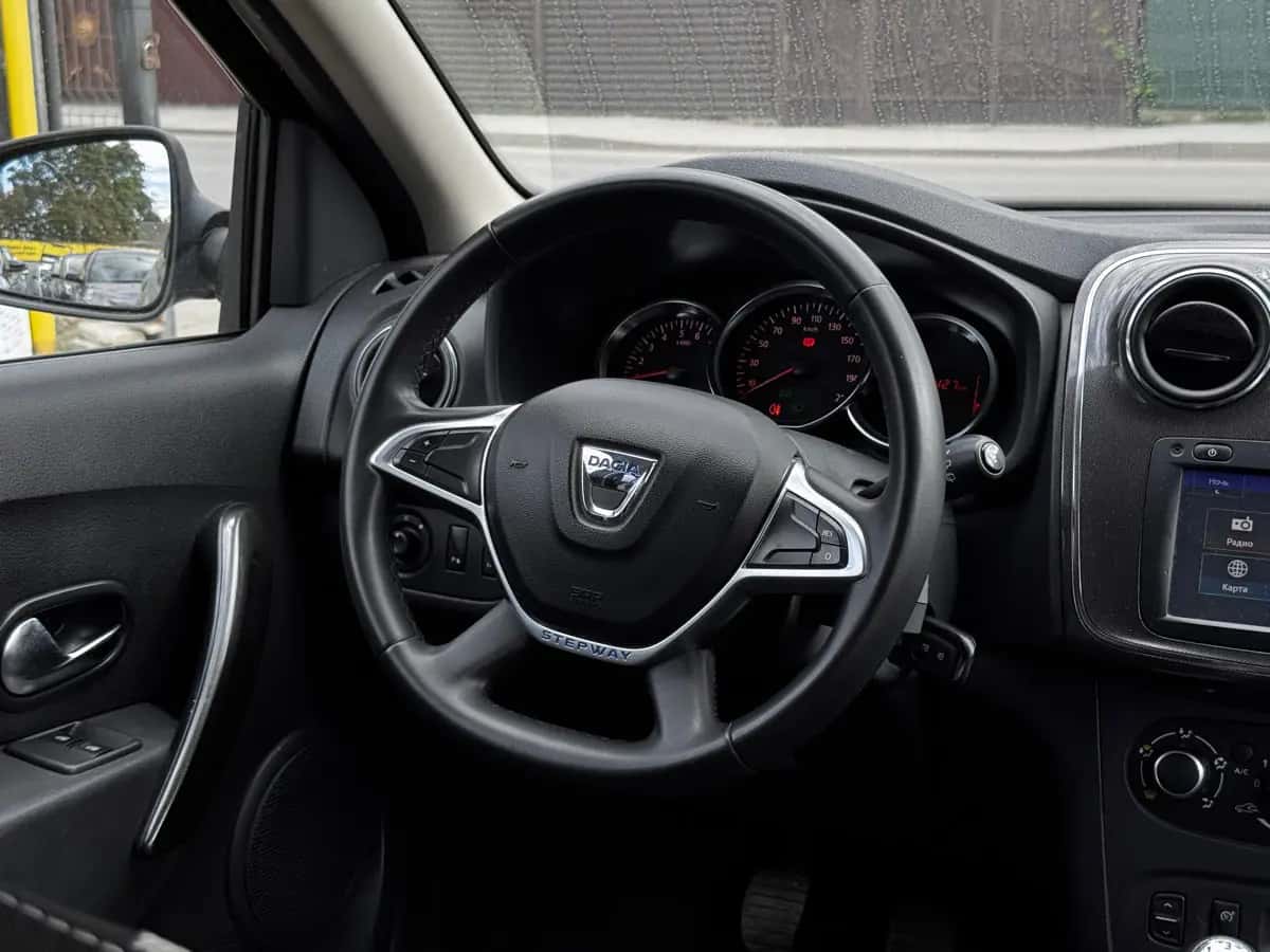 Dacia Sandero - fotografia 15