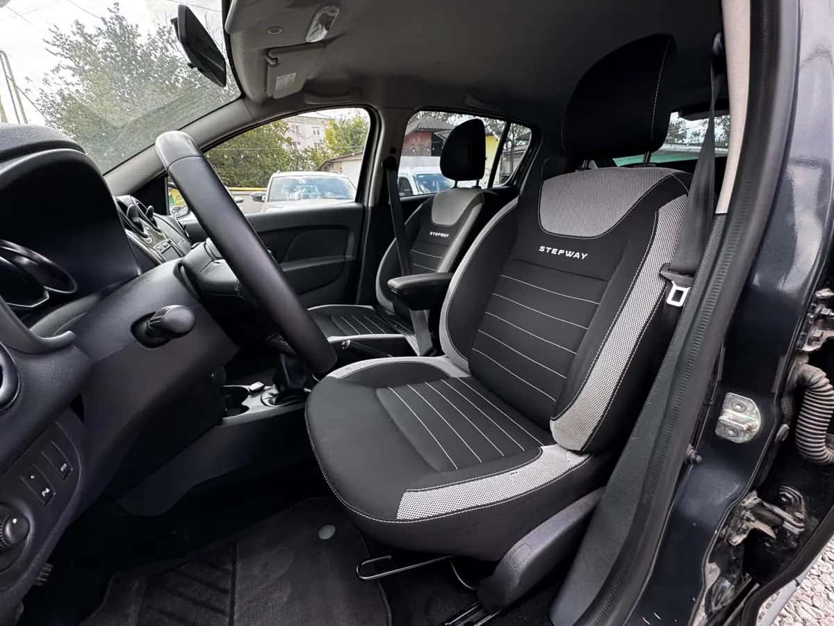 Dacia Sandero - fotografia 9