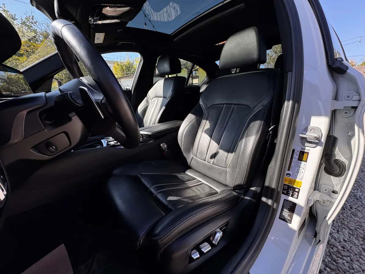 Bmw 5 Series - fotografia 12