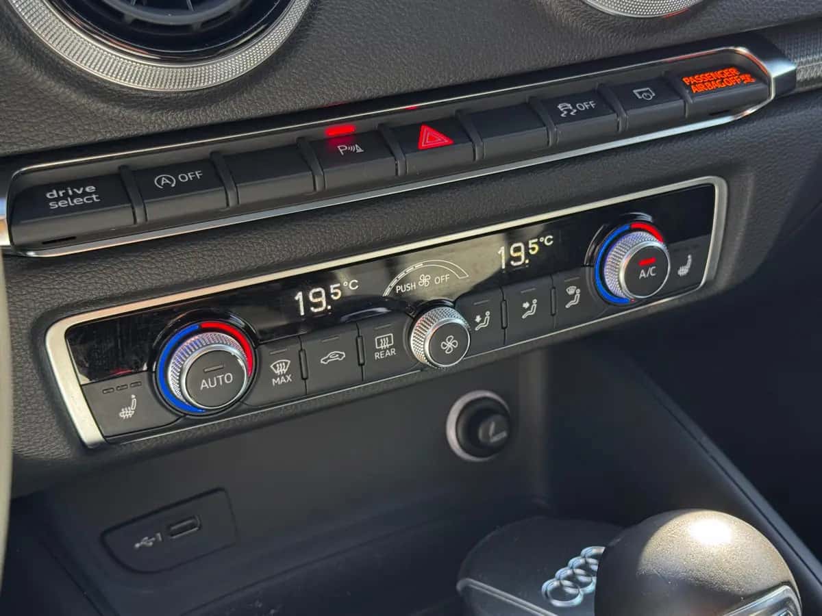 Audi A3 - fotografia 14