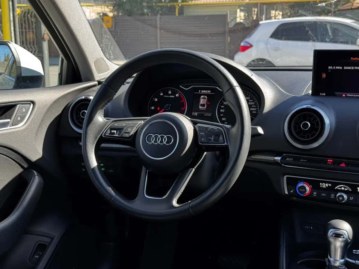 Audi A3 - fotografia 17