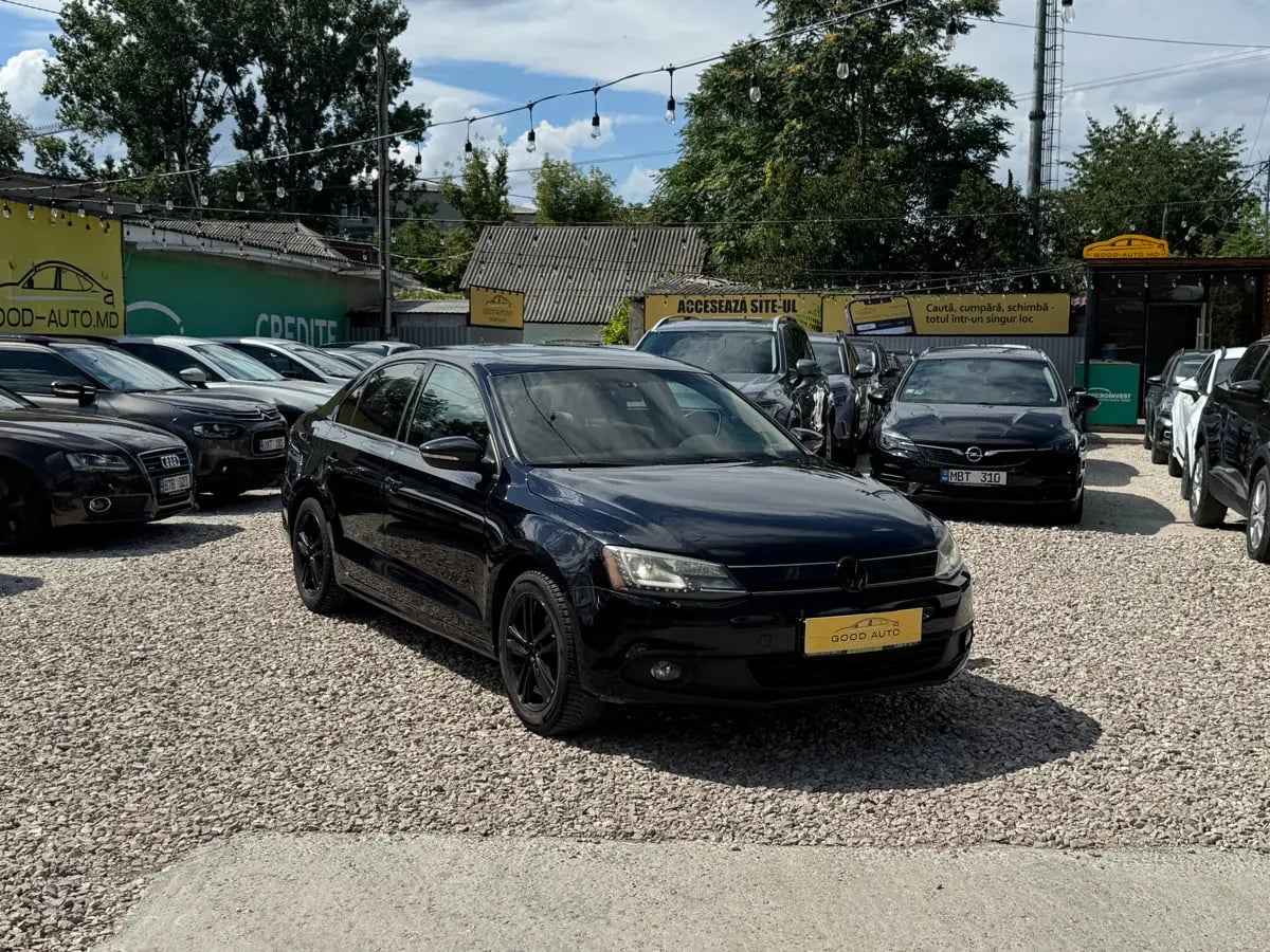 Volkswagen Jetta - fotografia principala