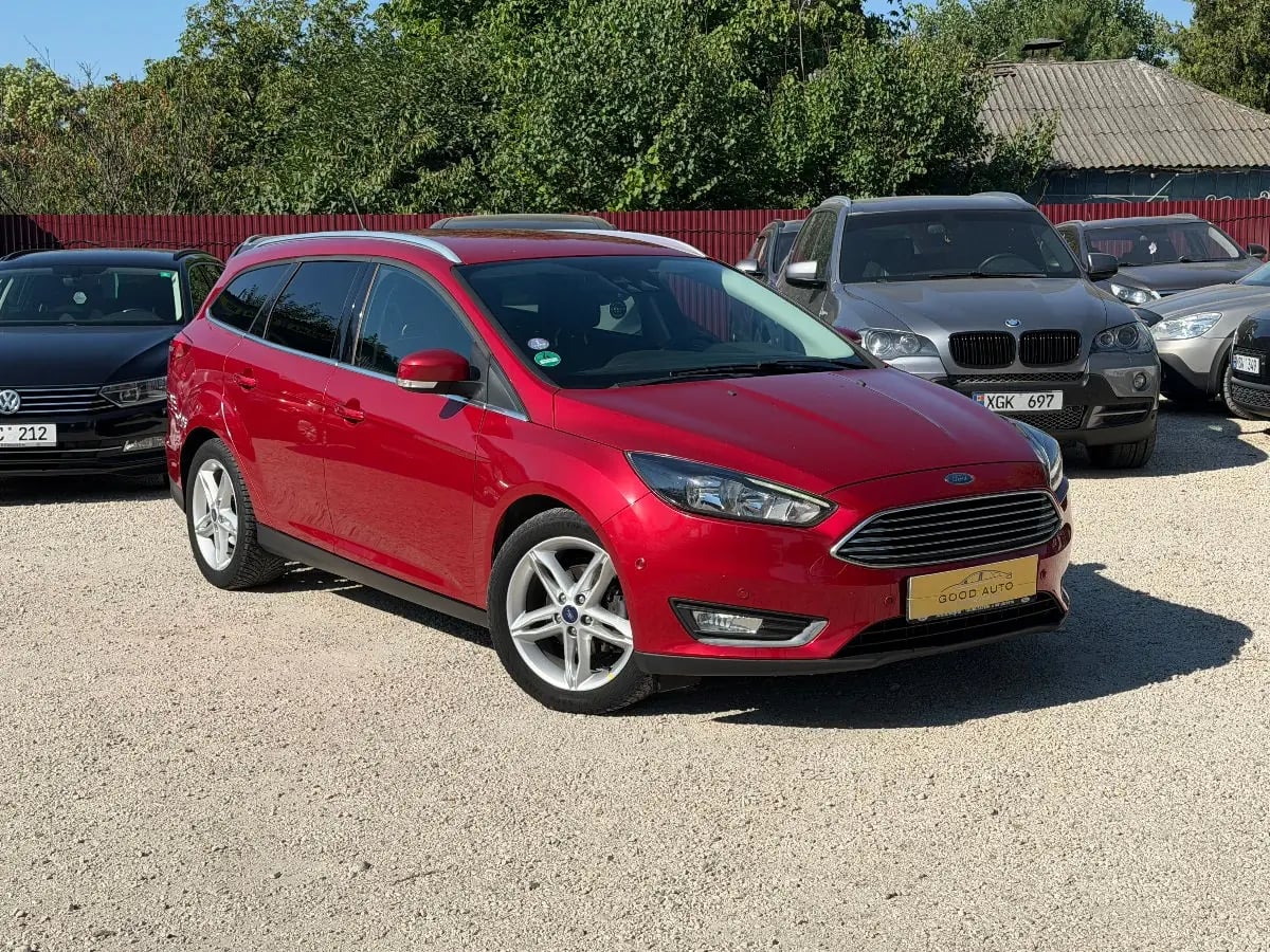 Ford Focus - fotografia principala