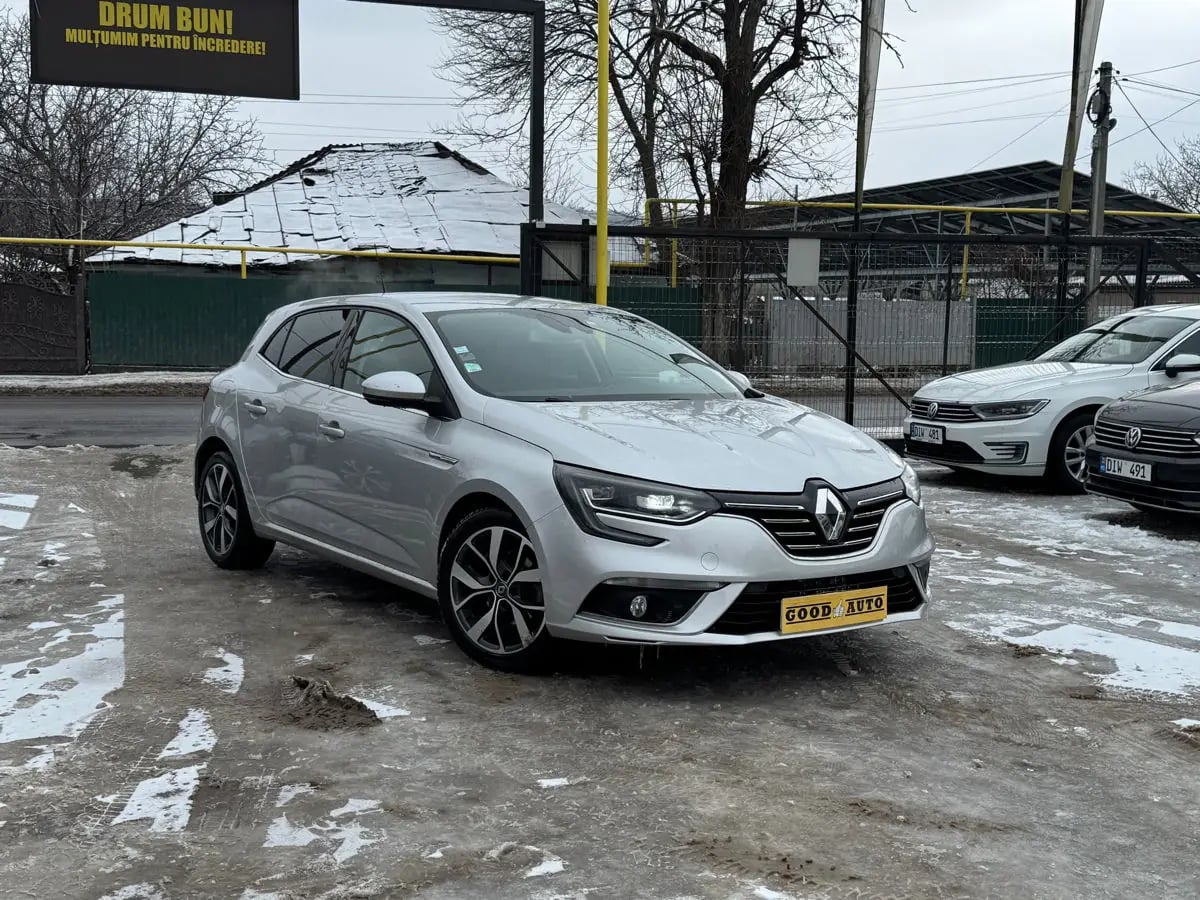 Renault Megane - fotografia principala