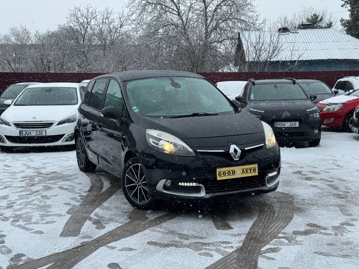 Renault Scenic - fotografia principala
