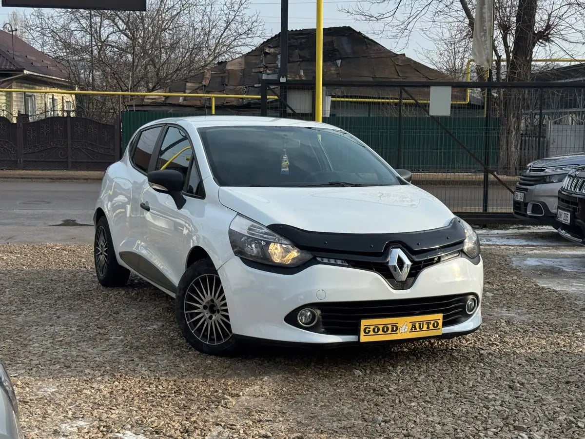 Renault Clio - fotografia principala